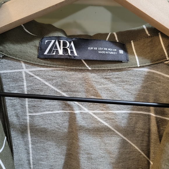 ZARA Khaki Green Oversized Relaxed Geometric Print Lightweight Blazer XS - Picture 5 of 8